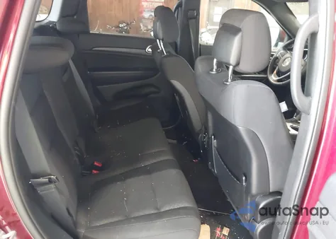 2018 Jeep Grand Cherokee Laredo E 4X4 z USA, uszkodzony, nr VIN 1C4RJFAGXJC470104